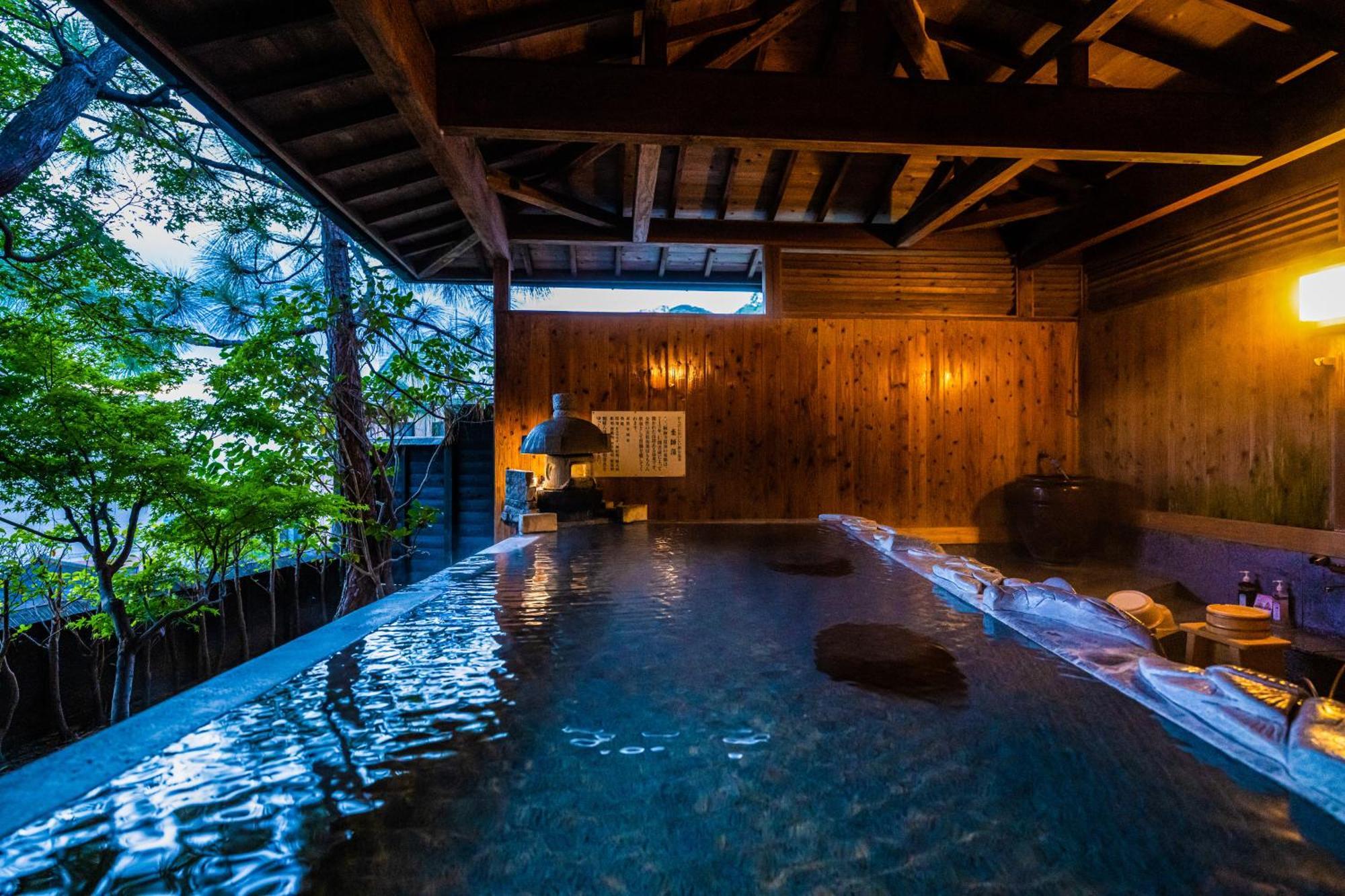 Ryotei Matsubaya Hotel Beppu Bagian luar foto