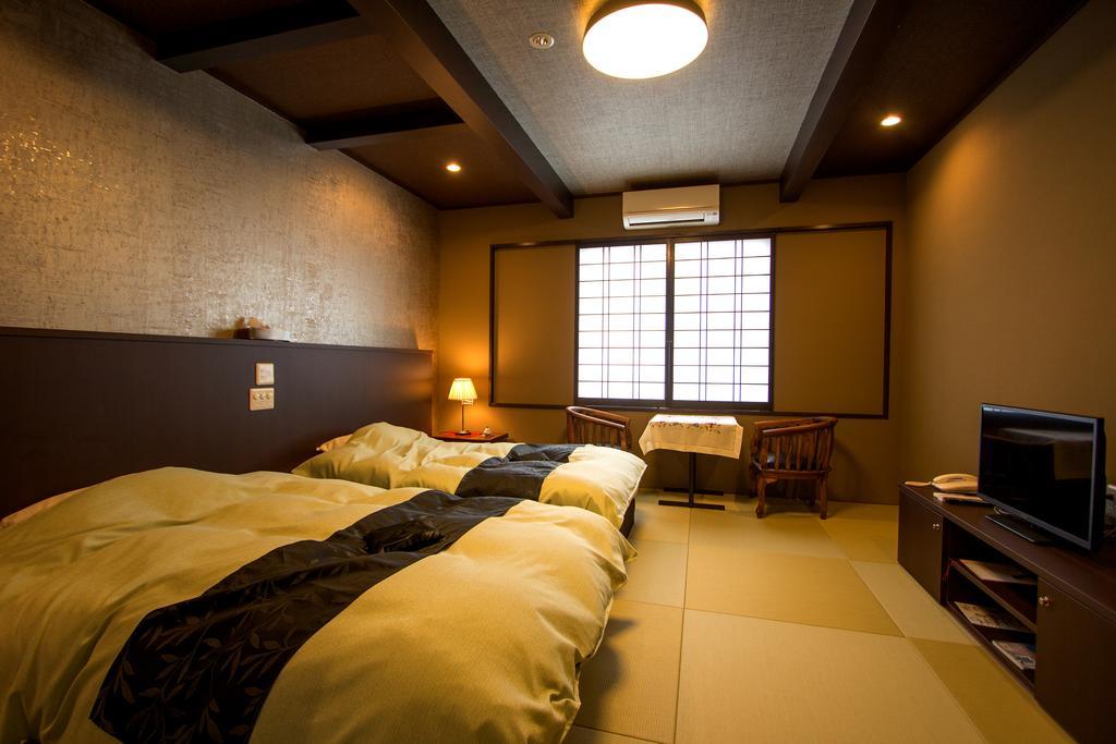 Ryotei Matsubaya Hotel Beppu Bagian luar foto